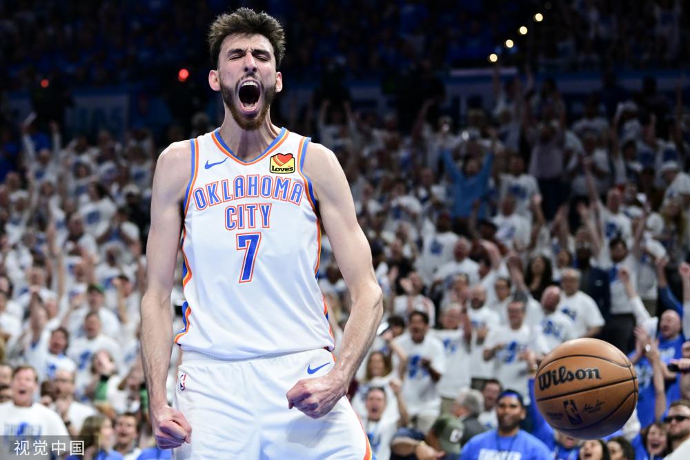 再次出现在 再次出现在